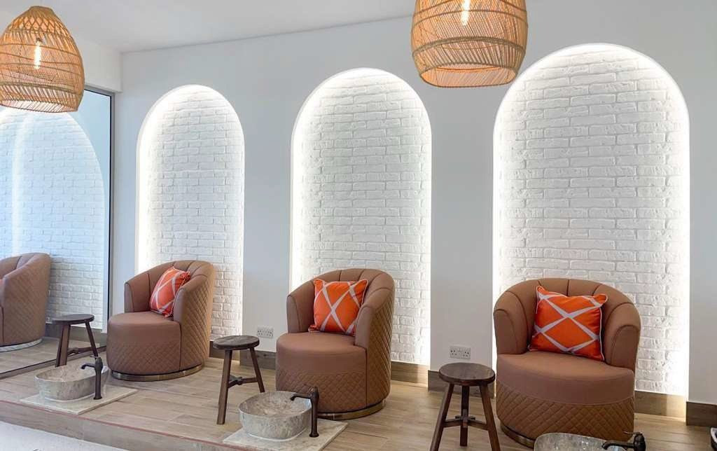 EVA BEAUTY SALON AL DUHAIL